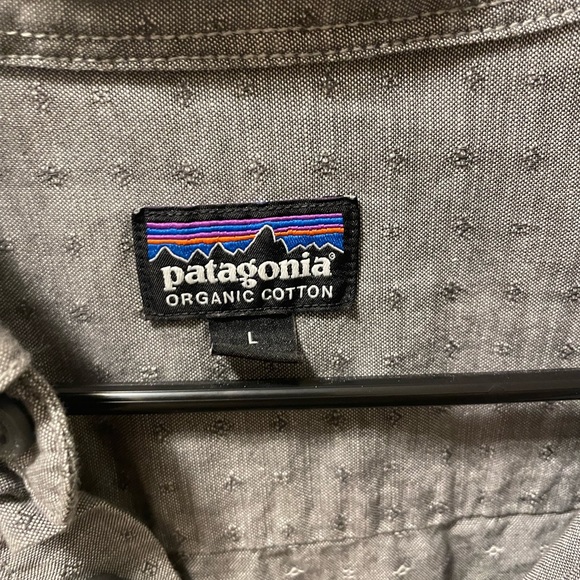 Patagonia dress shirt - Picture 3 of 4